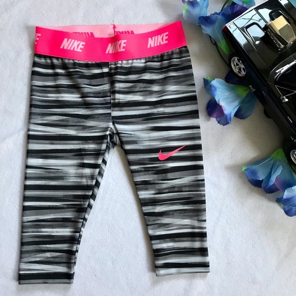 Nike NWOT Assorted Performance Bottom Bundle for Girls 3-5Y - Picture 3 of 12